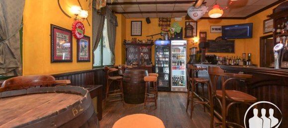 121m² Commercial property in Turin, Italy No. 349047 5