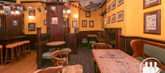 121m² Commercial property in Turin, Italy No. 349047 12