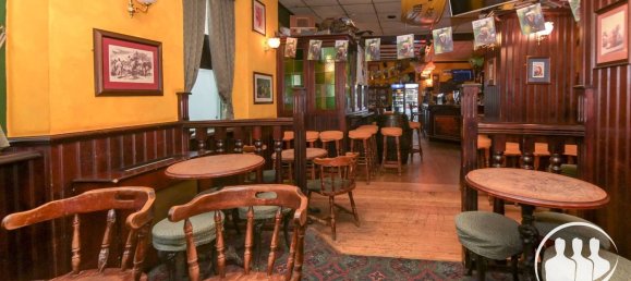 121m² Commercial property in Turin, Italy No. 349047 16