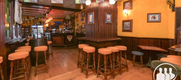 121m² Commercial property in Turin, Italy No. 349047 17