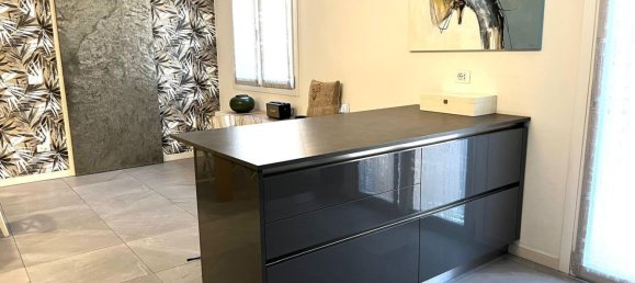 Duplex de 3 divisões em Limbiate, Italy N.º 334601 12