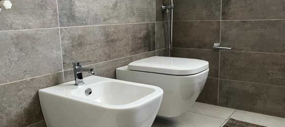 Duplex de 3 divisões em Limbiate, Italy N.º 334601 29