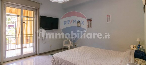 Квартира с 4 спальнями в Рипосто, Италия № 262051 6