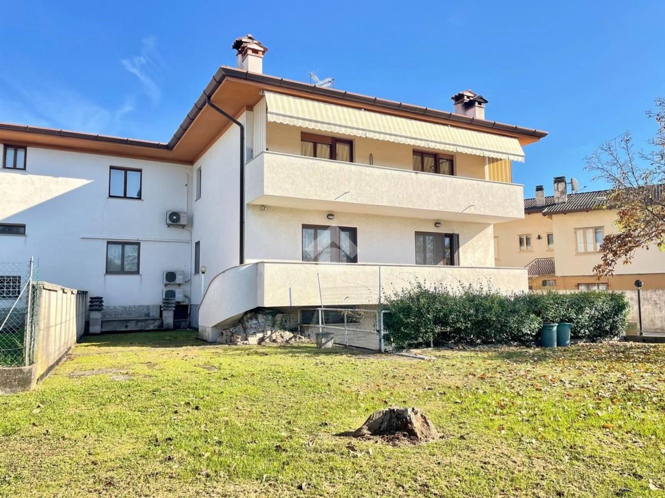 4غرفة شقة في Udine, Italy رقم 94539