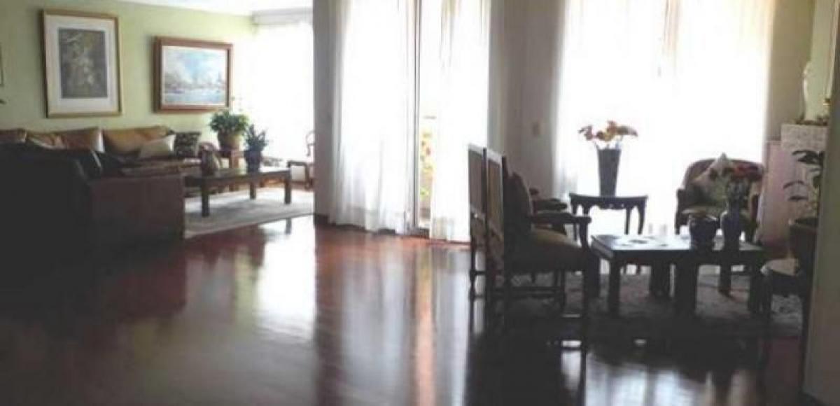 Casa de 3 dormitorios en Bogotá, Colombia No. 9988