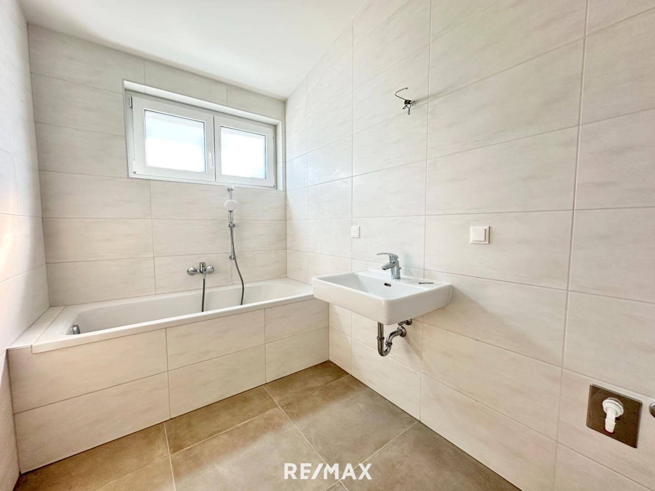 Duplex T2 em Mistelbach, Austria N.º 76846