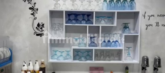 120m² Commercial property in Porto Recanati, Italy No. 285358 2