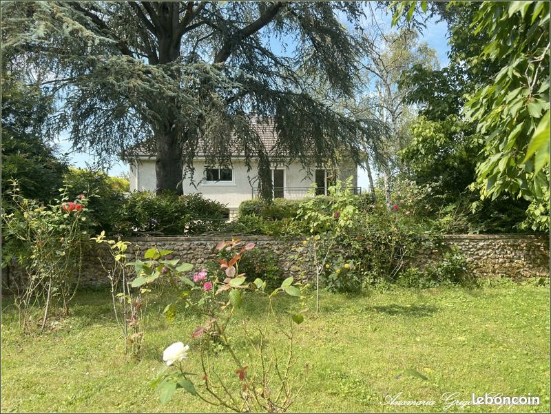 4 bedrooms House in Courville-sur-Eure, France No. 258479