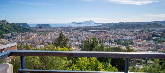 5 rooms Apartment in Naples, Italy No. 113142 7