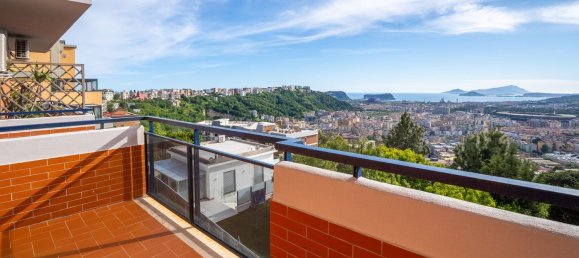 5 rooms Apartment in Naples, Italy No. 113142 3