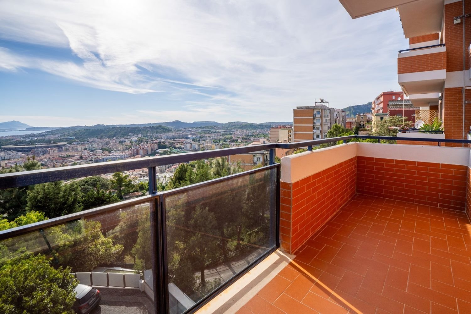 5 rooms Apartment in Naples, Italy No. 113142