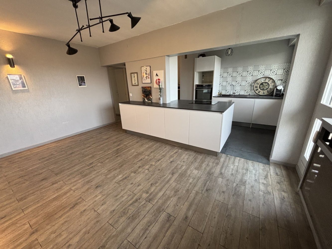 Apartamento de 3 dormitorios en Metz, France No. 152989