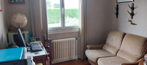 3 bedrooms House in Le Neubourg, France No. 358732 13