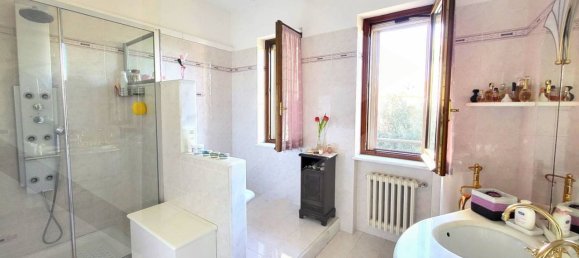 13 rooms Villa in Pescara, Italy No. 34518 17