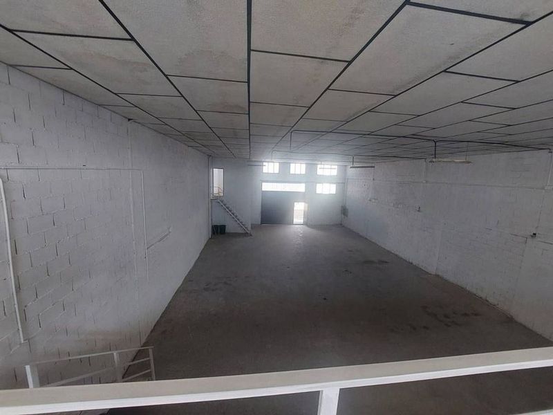 1 bedroom Warehouse in Cordoba, Spain No. 221599