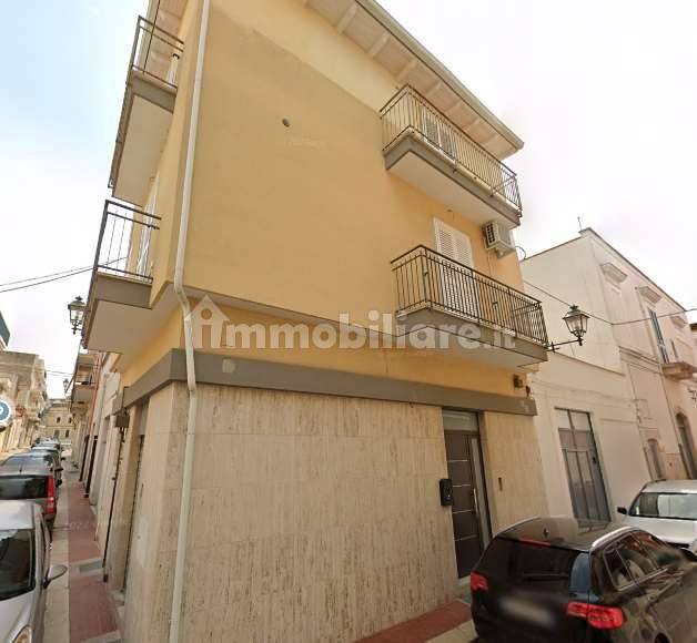 5 rooms Apartment in Andria, Italy No. 346960