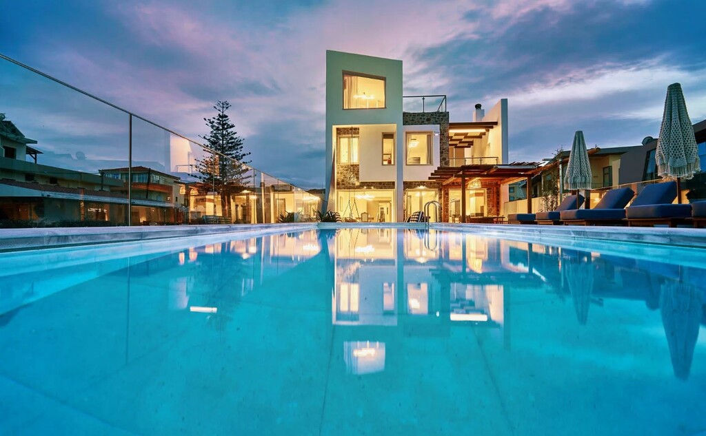 480 m² villa en venta en Heraklion, Crete, Greece № 3709