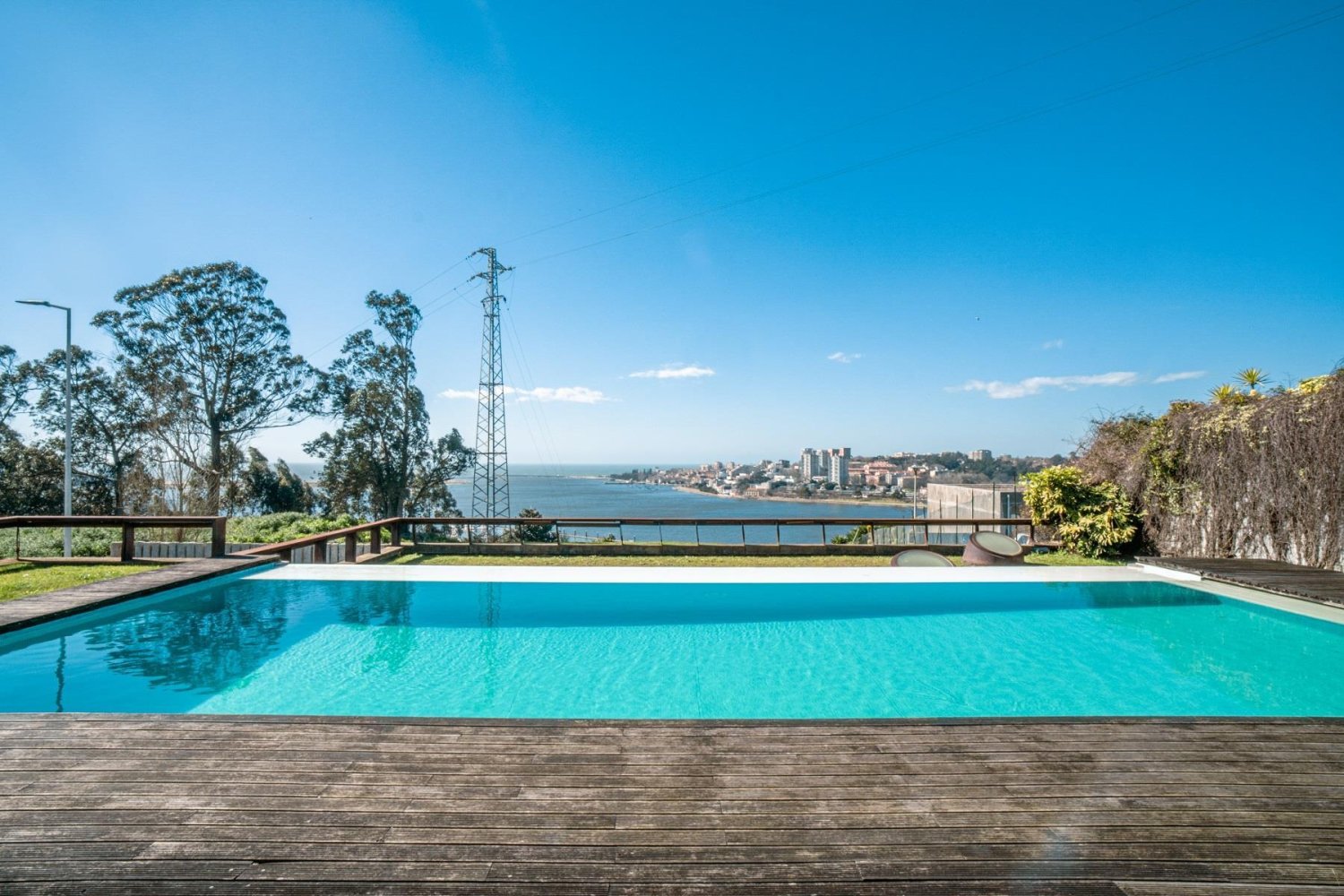 4 bedrooms House in Vila Nova de Gaia, Portugal No. 95492