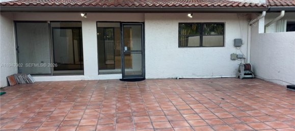 3 dormitorios dúplex en alquiler en Miami, Miami-Dade, Florida, USA № 614937 8