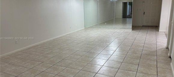 3 dormitorios dúplex en alquiler en Miami, Miami-Dade, Florida, USA № 614937 24