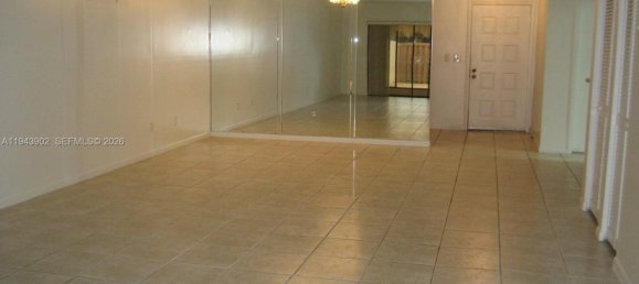 3 dormitorios dúplex en alquiler en Miami, Miami-Dade, Florida, USA № 614937 13