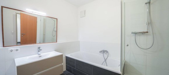 3-salle Appartement à Schwaz, Austria No. 221613 13