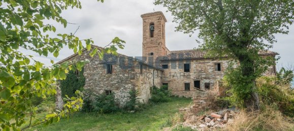 12-salle Maison à San Severino Marche, Italy No. 149828 8