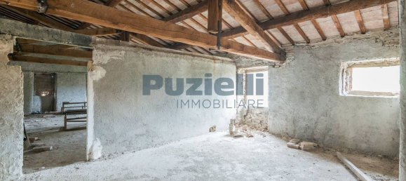12-salle Maison à San Severino Marche, Italy No. 149828 9