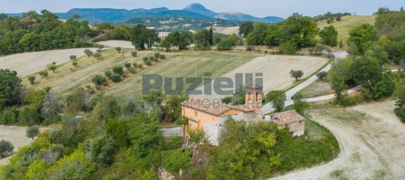 12-salle Maison à San Severino Marche, Italy No. 149828 4