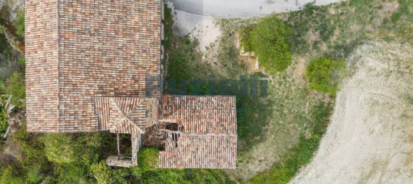 12-salle Maison à San Severino Marche, Italy No. 149828 31