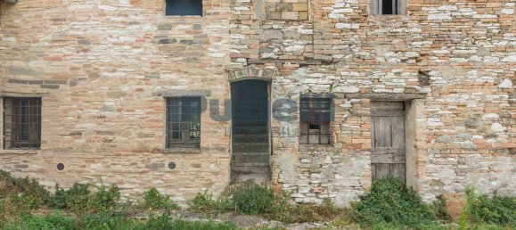 12-salle Maison à San Severino Marche, Italy No. 149828 34