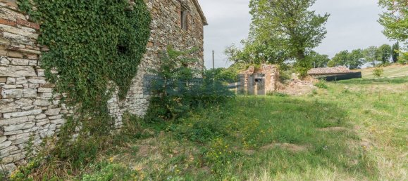 12-salle Maison à San Severino Marche, Italy No. 149828 11