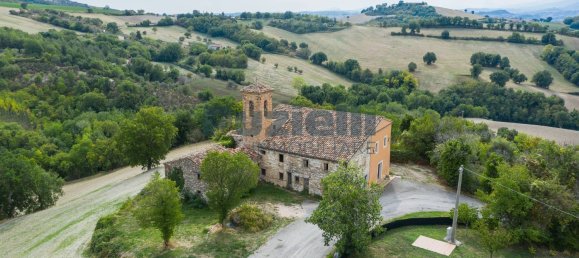 12-salle Maison à San Severino Marche, Italy No. 149828 26