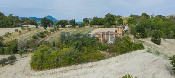 12-salle Maison à San Severino Marche, Italy No. 149828 22