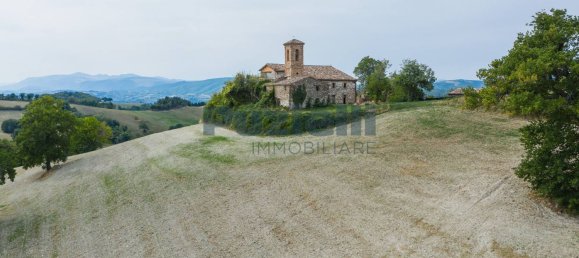 12-salle Maison à San Severino Marche, Italy No. 149828 15
