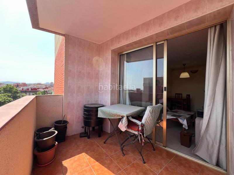 3 غرف نوم شقة في Cornella De Llobregat, Spain رقم 144422