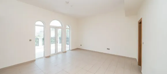4 bedrooms Villa in Jumeirah Park, UAE No. 106119 12
