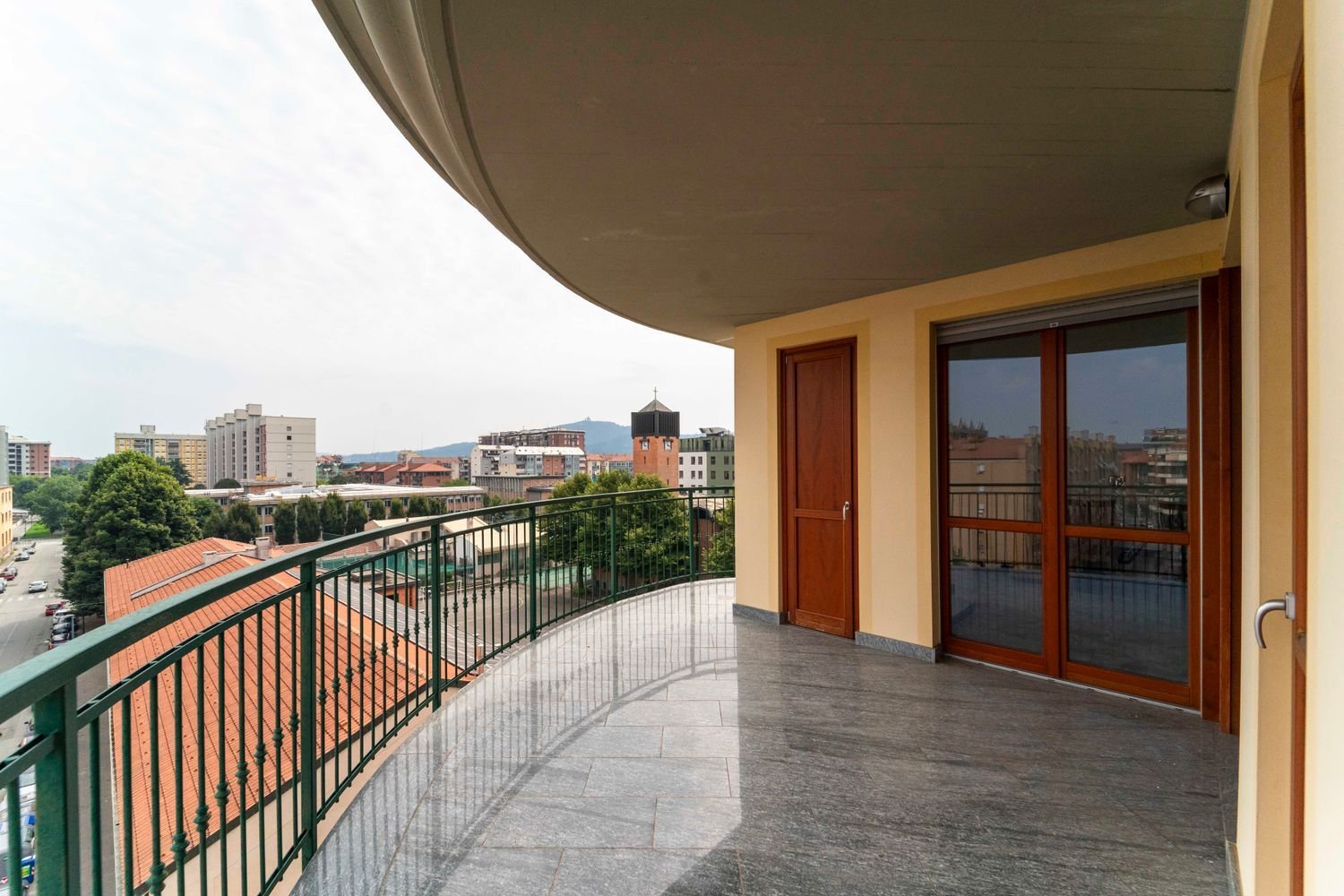 3 rooms Penthouse in Turin, Italy No. 12606