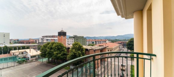 3 rooms Penthouse in Turin, Italy No. 12606 30