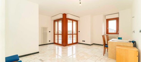 3 rooms Penthouse in Turin, Italy No. 12606 21
