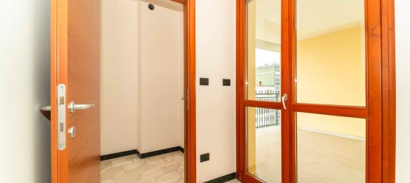 3 rooms Penthouse in Turin, Italy No. 12606 7