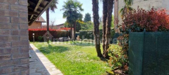 3 bedrooms Apartment in Carimate, Italy No. 335257 9