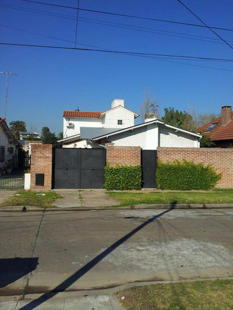 3 bedrooms House in Tigre, Argentina No. 7059