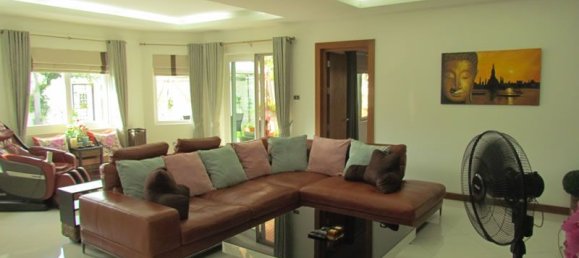 4 bedrooms Cafe / restaurant in Pattaya, Thailand No. 989 14