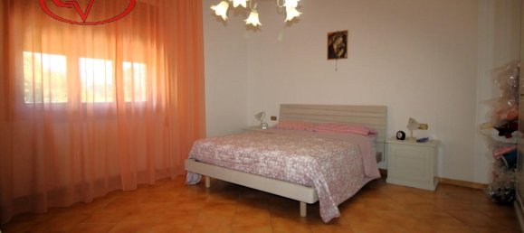 4 rooms Villa in San Giovanni Valdarno, Italy No. 233820 15