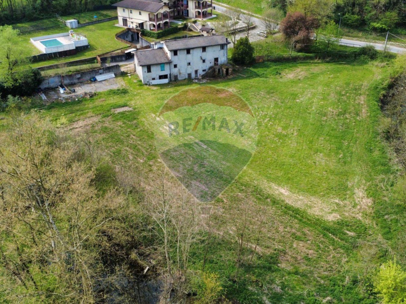 Дом с 8 комнатами в Коста Мазнага, Италия № 327955