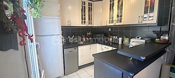 2 Schlafzimmer Wohnung in Neuilly-Plaisance, France, Nr. 360034 4