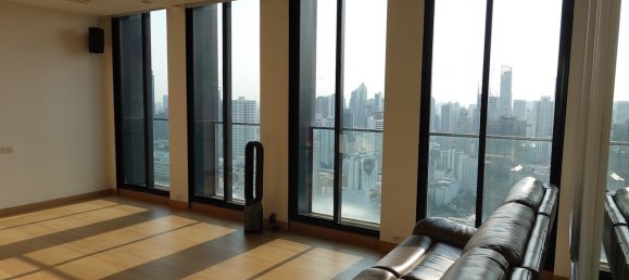 3 bedrooms Condo in Bangkok, Thailand No. 2779 10