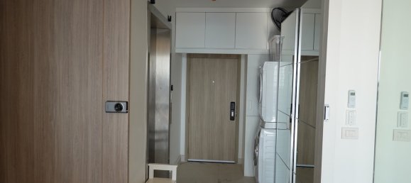 3 bedrooms Condo in Bangkok, Thailand No. 2779 7