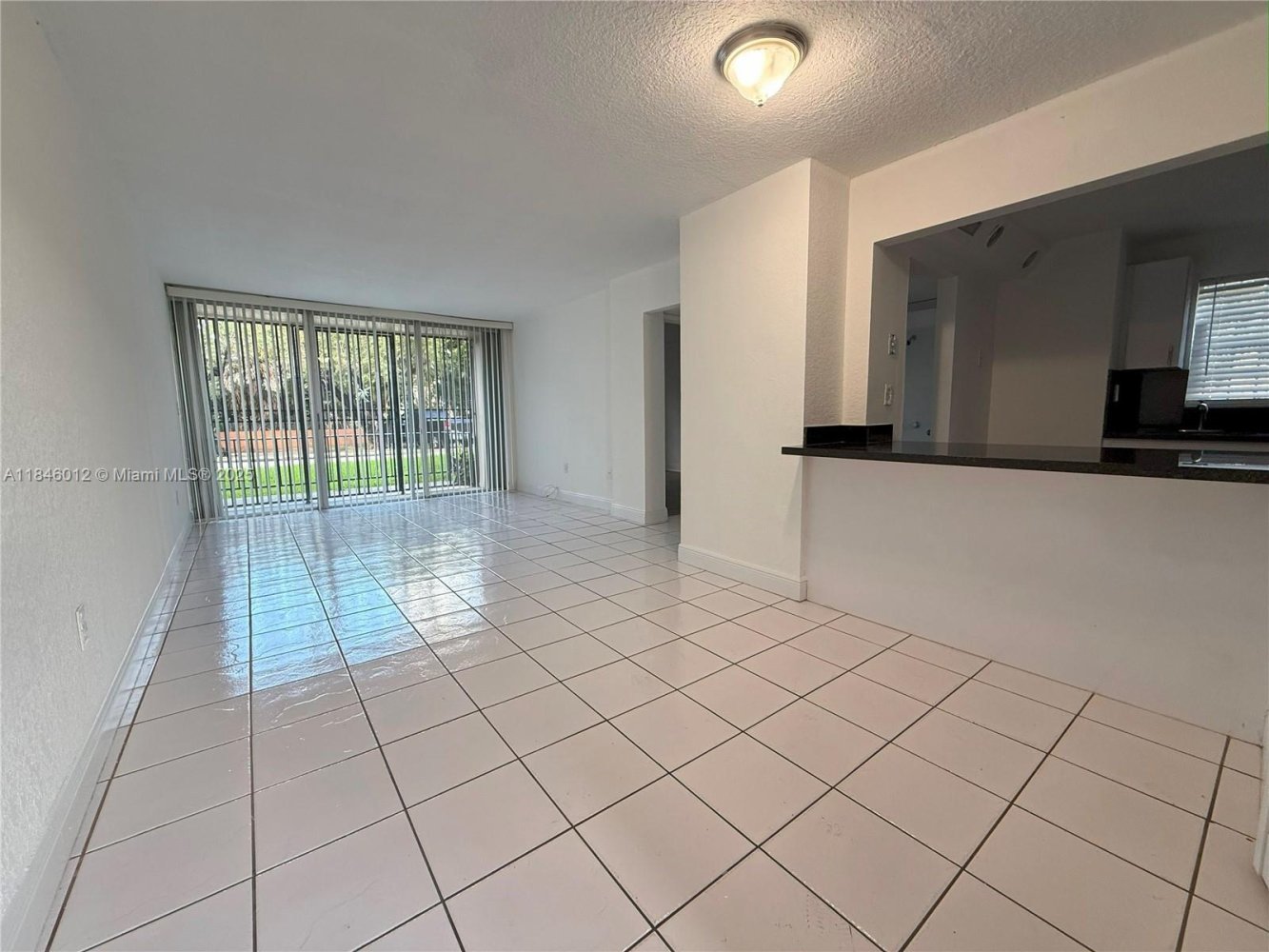 1 bedroom Commercial property for sale in Miami, Miami-Dade, Florida, USA № 615270